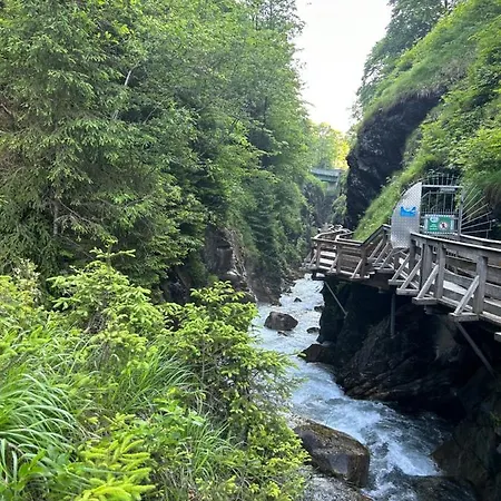 דירה Haus Laubreuter