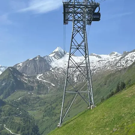 דירה Haus Laubreuter *