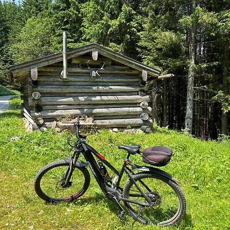 דירה Haus Laubreuter *