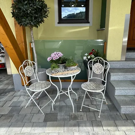 דירה Haus Laubreuter קפרון