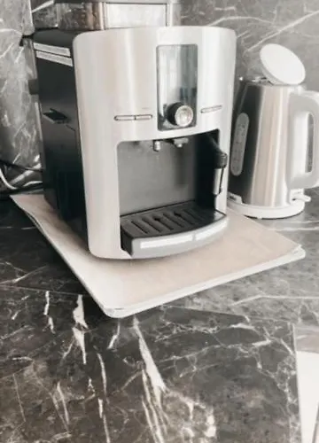 Haus Laubreuter דירה *